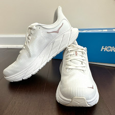NEW HOKA Arahi 7 Women's Running Shoes White Lace Up Low Top US 10 B picture
