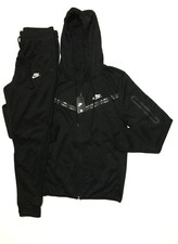 Men Nike Tech Set picture