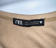 Zara Women's Ribbed Knit Round Neck Sleeveless Tank Top Beige and green picture