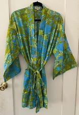 VINTAGE Star Of Siam Silk Kimono Robe 1960s RARE Hawaiian Print Thailand M picture