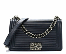 Chanel Calfskin Horizontal Quilted Medium Boy Flap picture