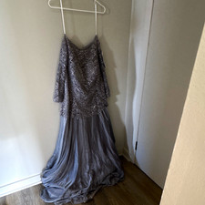 Alyce Paris Silver Lace Sequin V-Neck Sleeveless Long Formal Gown Size 16 picture