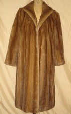 Beautiful Woman Mahogany Mink Fur Coat Size Large 10-12 picture