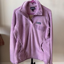 Patagonia Women's Purple and Pink Sweatshirt picture