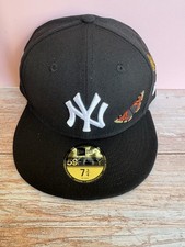 New Era x FELT New York Yankees Black Butterfly Garden 59FIFTY Fitted Hat 7 3/4 picture