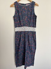 Trollied Dolly Size M Womens Caught in the Middle Floral Midi Pencil Dress picture