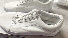 VANS Old Skool White Low Top Lace Up Sneakers, Solid, Rubber Outsole picture