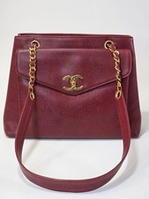 CHANEL Vintage Burgundy Bordeaux Caviar 24K Gold CC Front Pocket Tote Bag picture