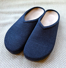 NEW Rothy’s “The Casual Clog” Women’s Slipper in Soft Black US 8 picture