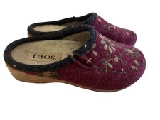 Taos Woolderness Red Embroidered Wool Slippers Clogs EU 36 US 6 Made Spain picture